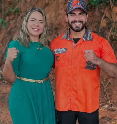 Débora Santana e Cleydson Cardoso