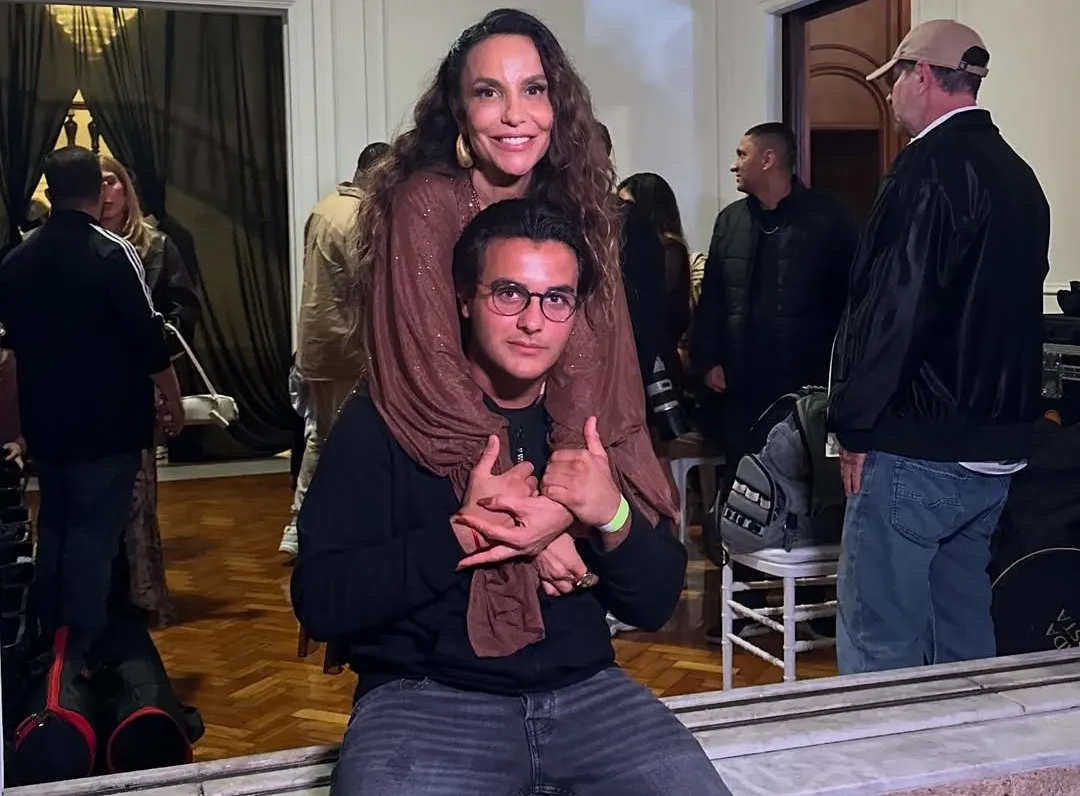 Imagem ilustrativa da imagem Crias da Ivete! Marina e Helena Sangalo encantam o público em gravação