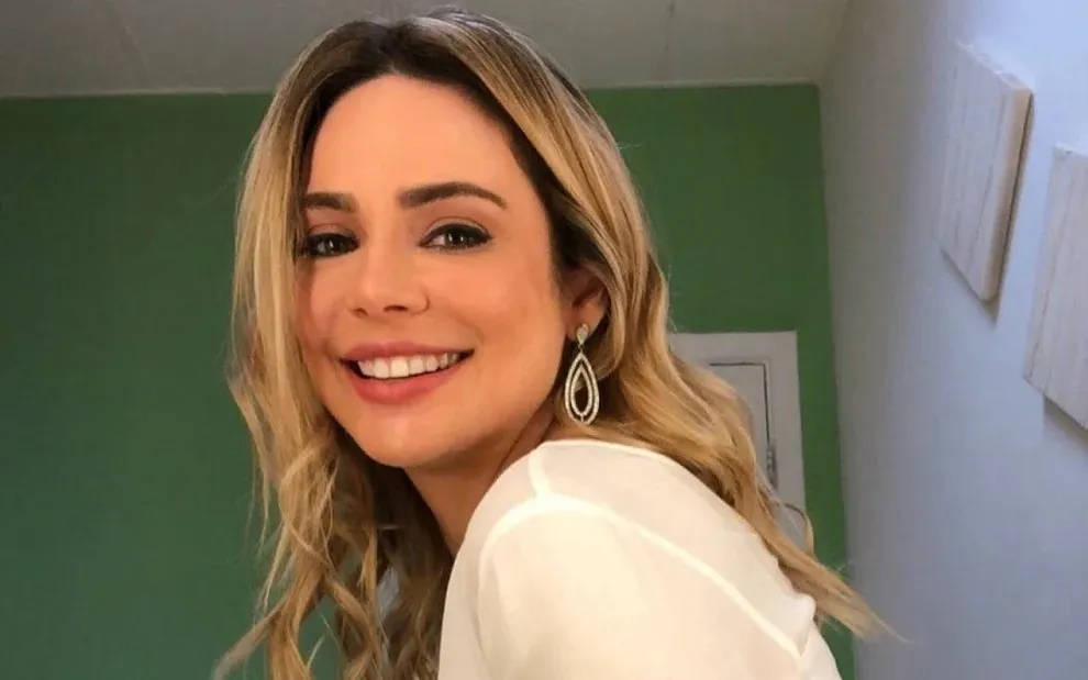 Rcahel Sherazarde