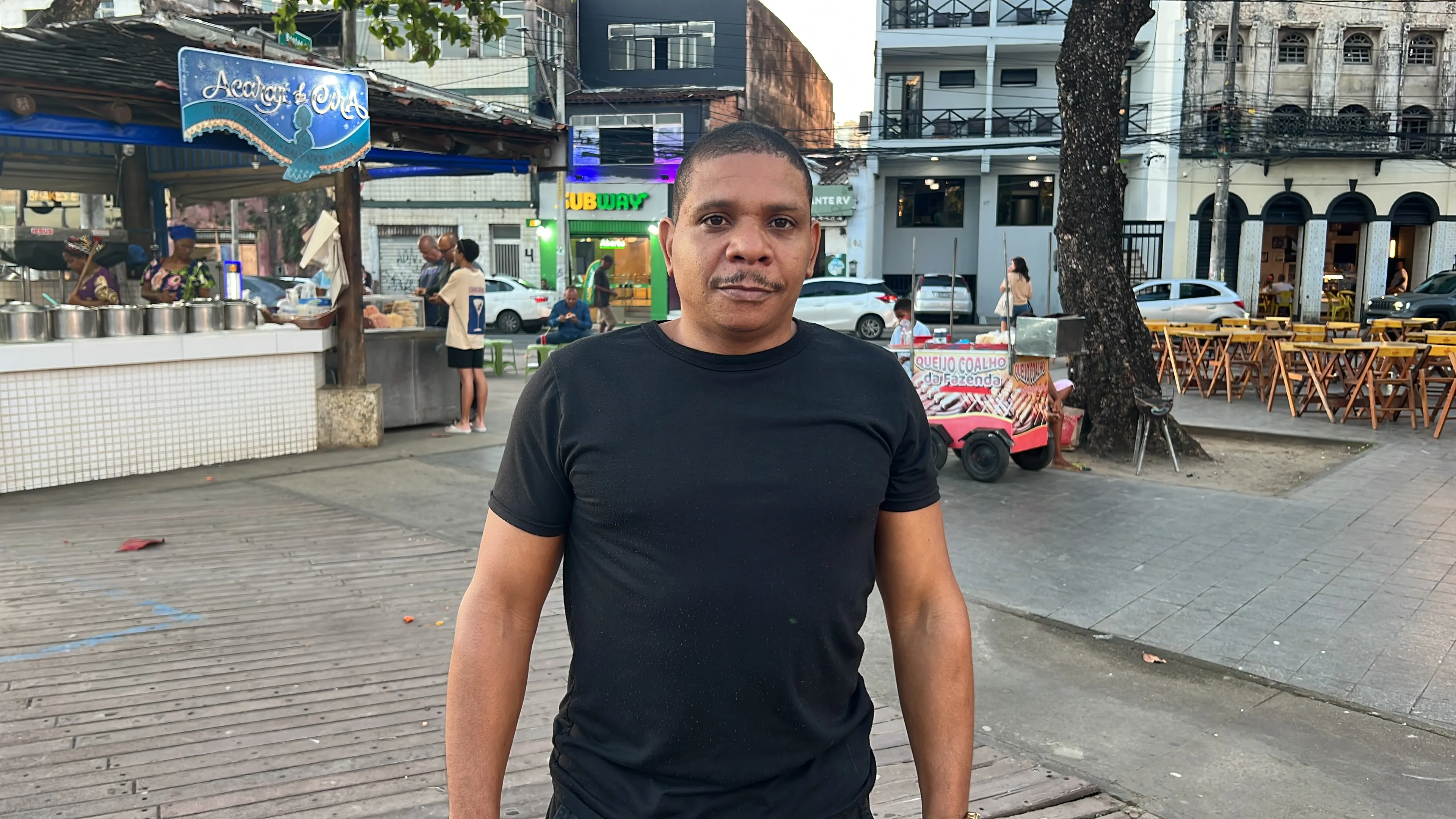 Naílton Lima, garçom no Rio Vermelho