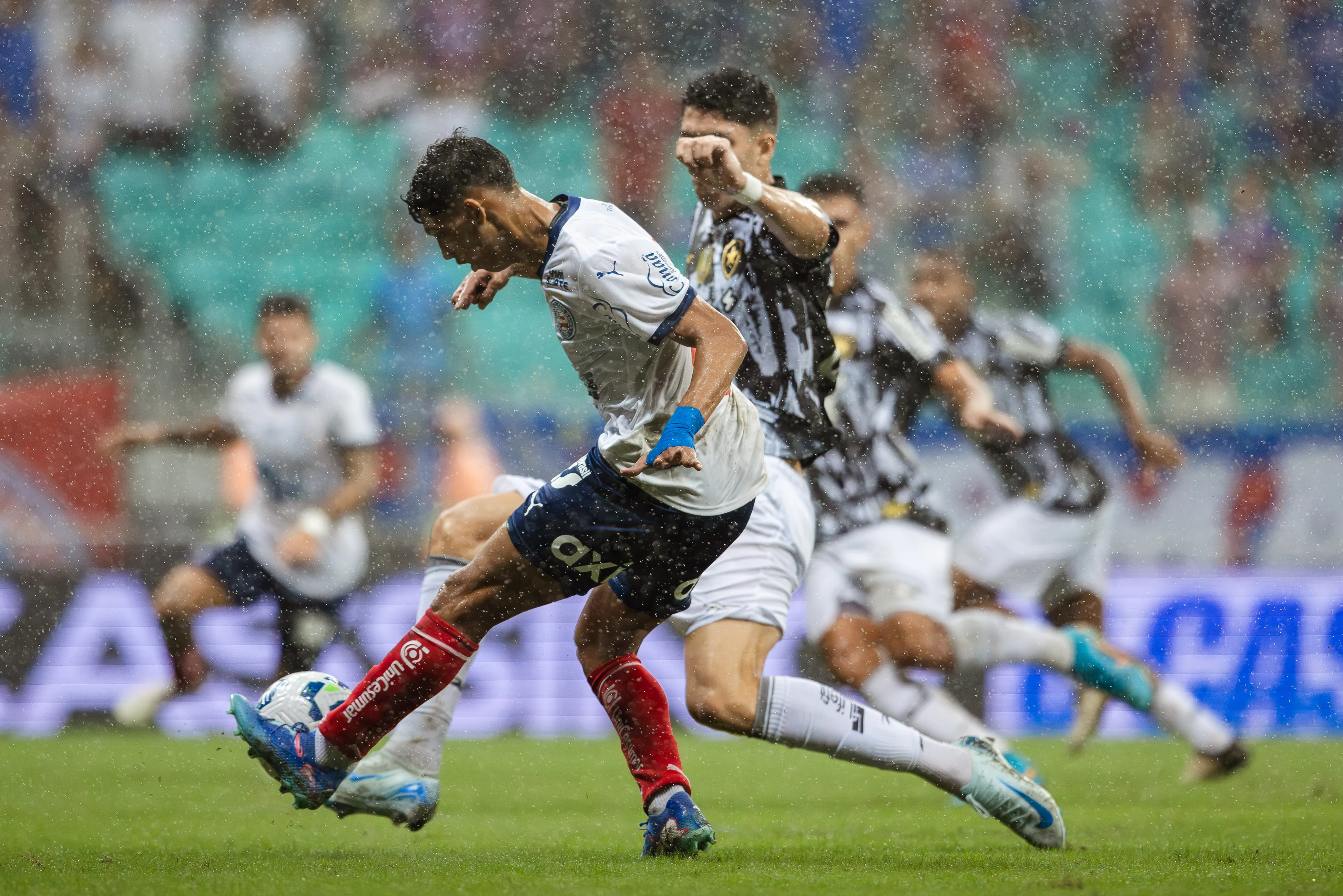 Bahia saiu vitorioso contra o Botafogo no primeiro turno