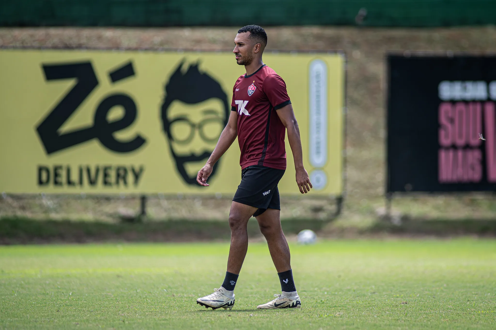 Atacante está sem clima para continuar no Barradão