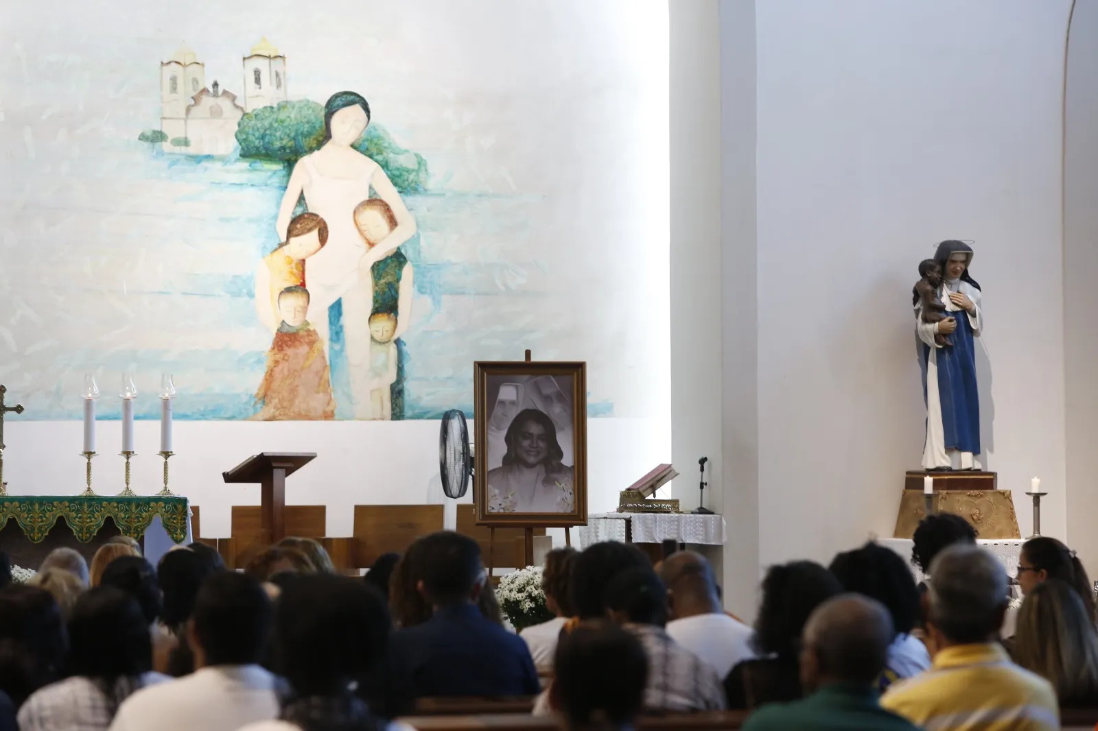 Imagem ilustrativa da imagem Missa em Salvador homenageia Preta Gil com fé, música e lembranças