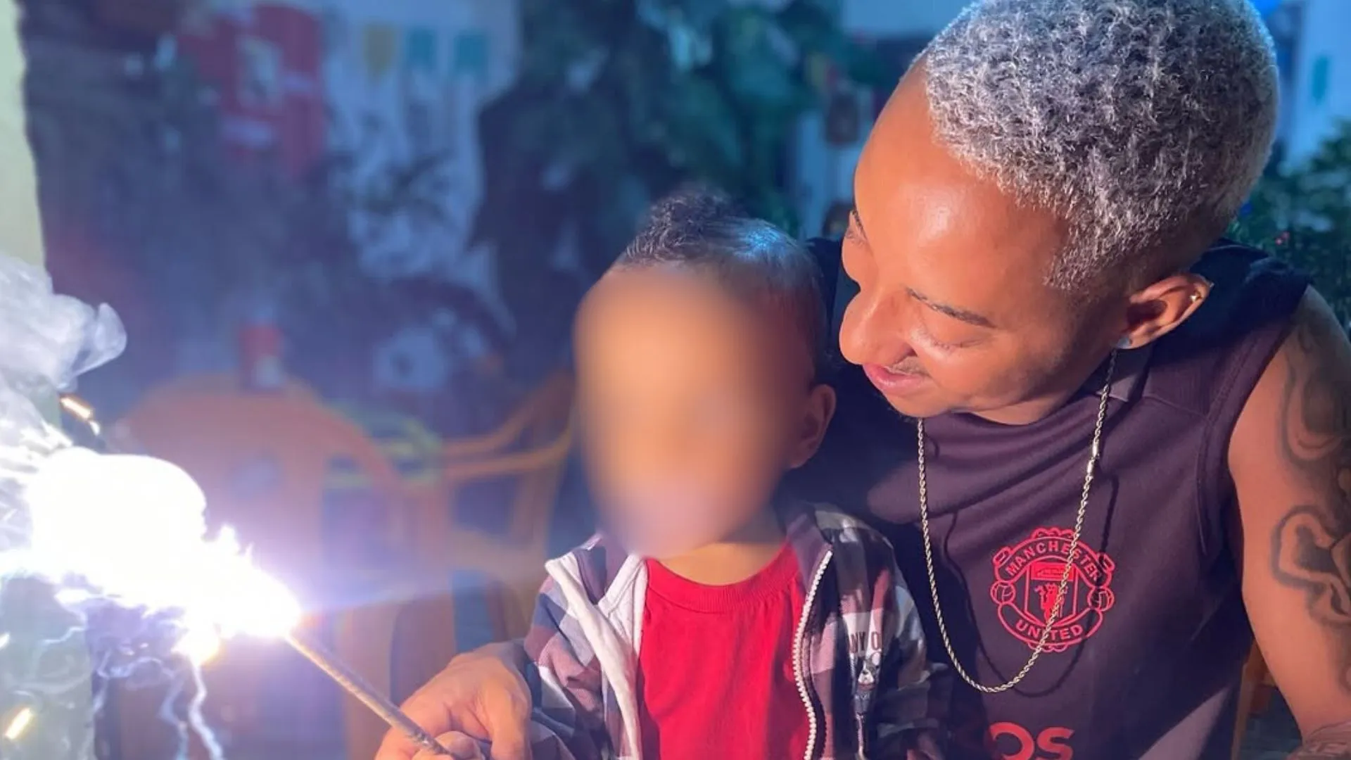 Cantor é pai de um garotinho