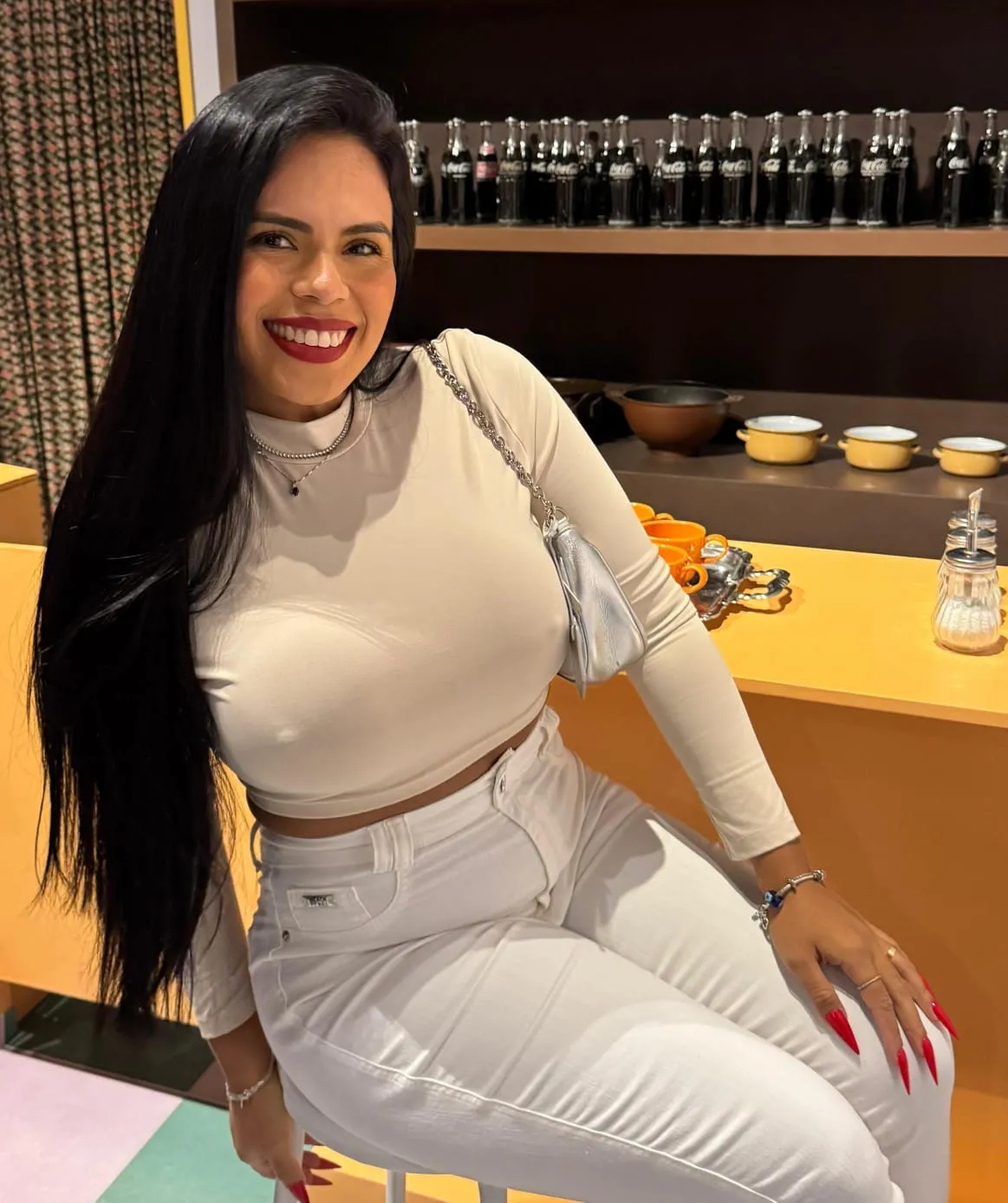 Krissia largou o Direito para criar conteúdo adulto