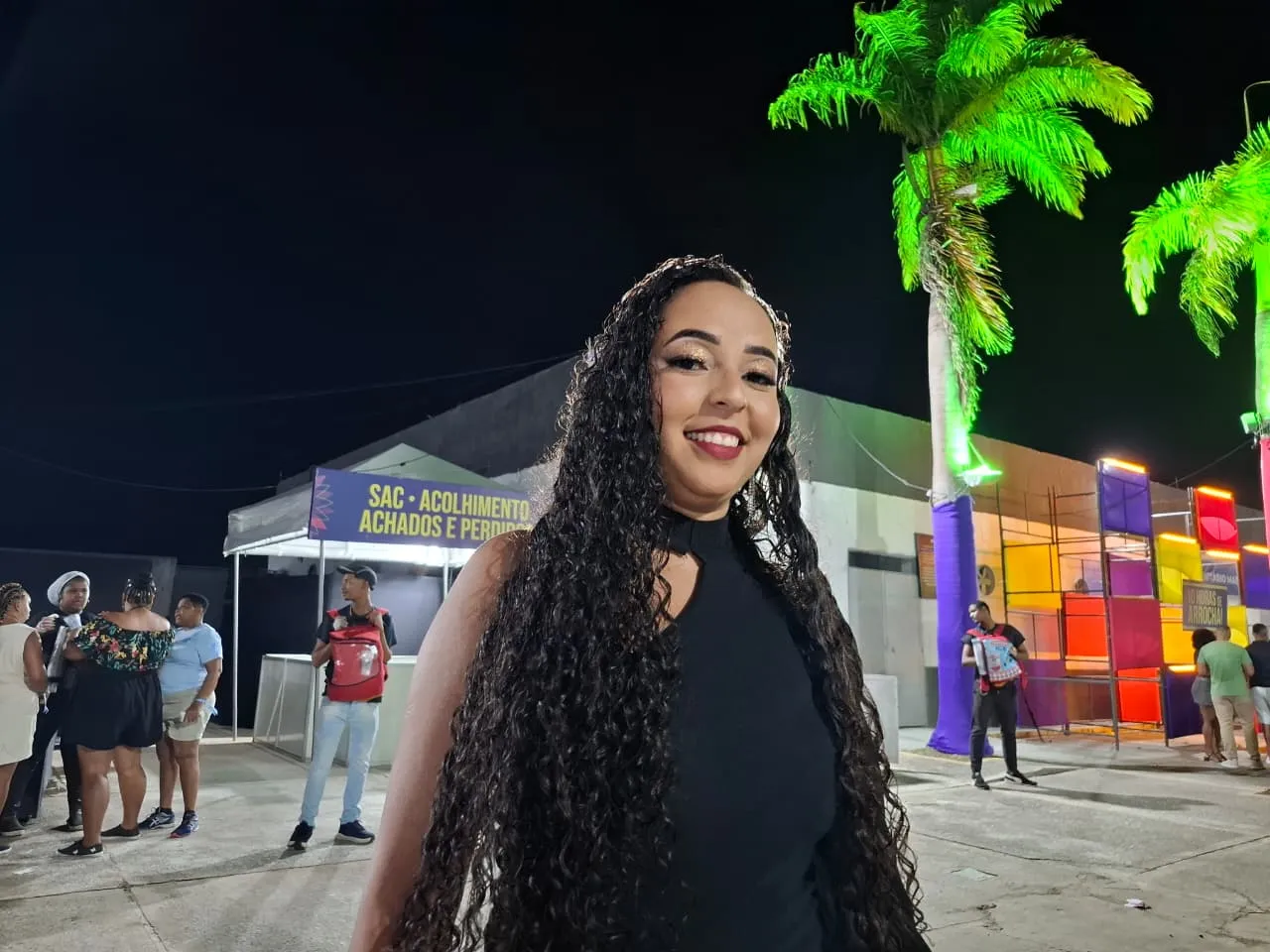 Thaís gosta da música 'Amor de Buzu'