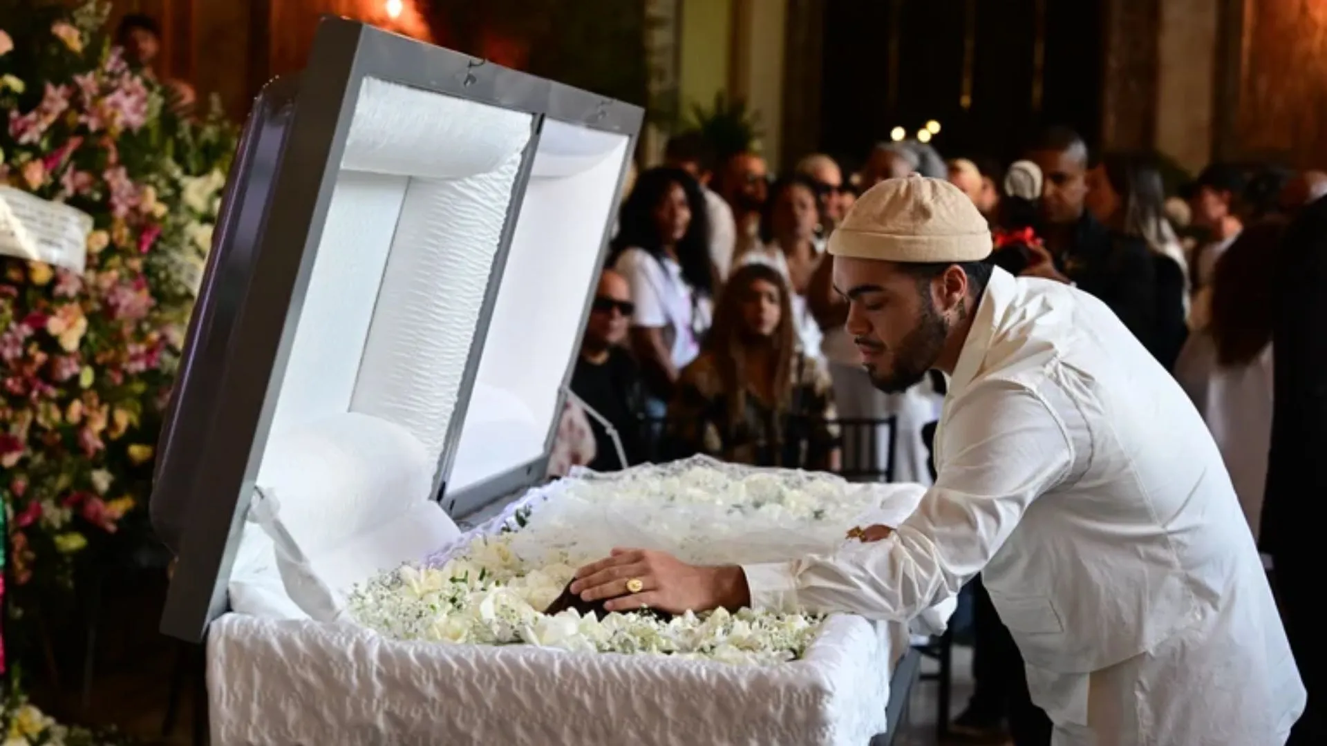 Francisco Gil se emocionou no velório da mãe, Preta Gil