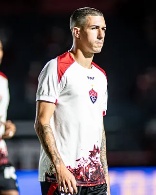 Aitor Cantalapiedra tem sido titular nas últimas partidas, mas ainda não engrenou