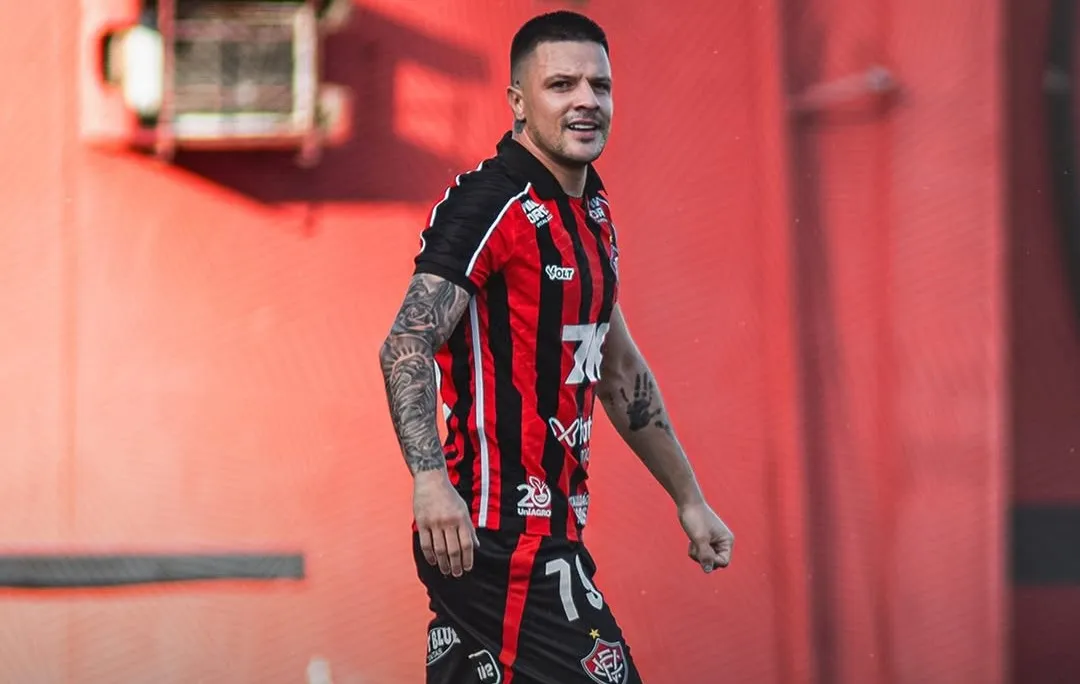 Imagem ilustrativa da imagem Vitória x Palmeiras: horário, possíveis escalações e onde assistir