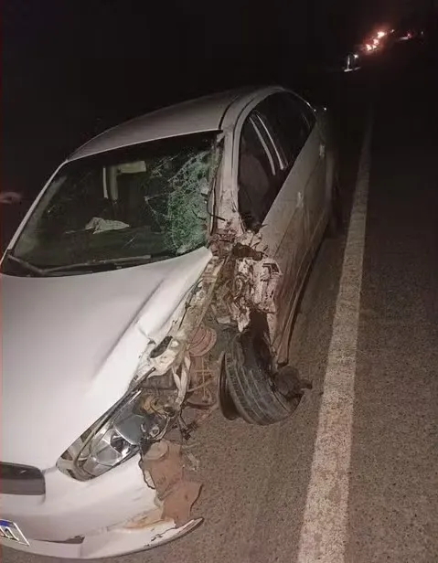 Motorista do carro caiu fora do local do acidente