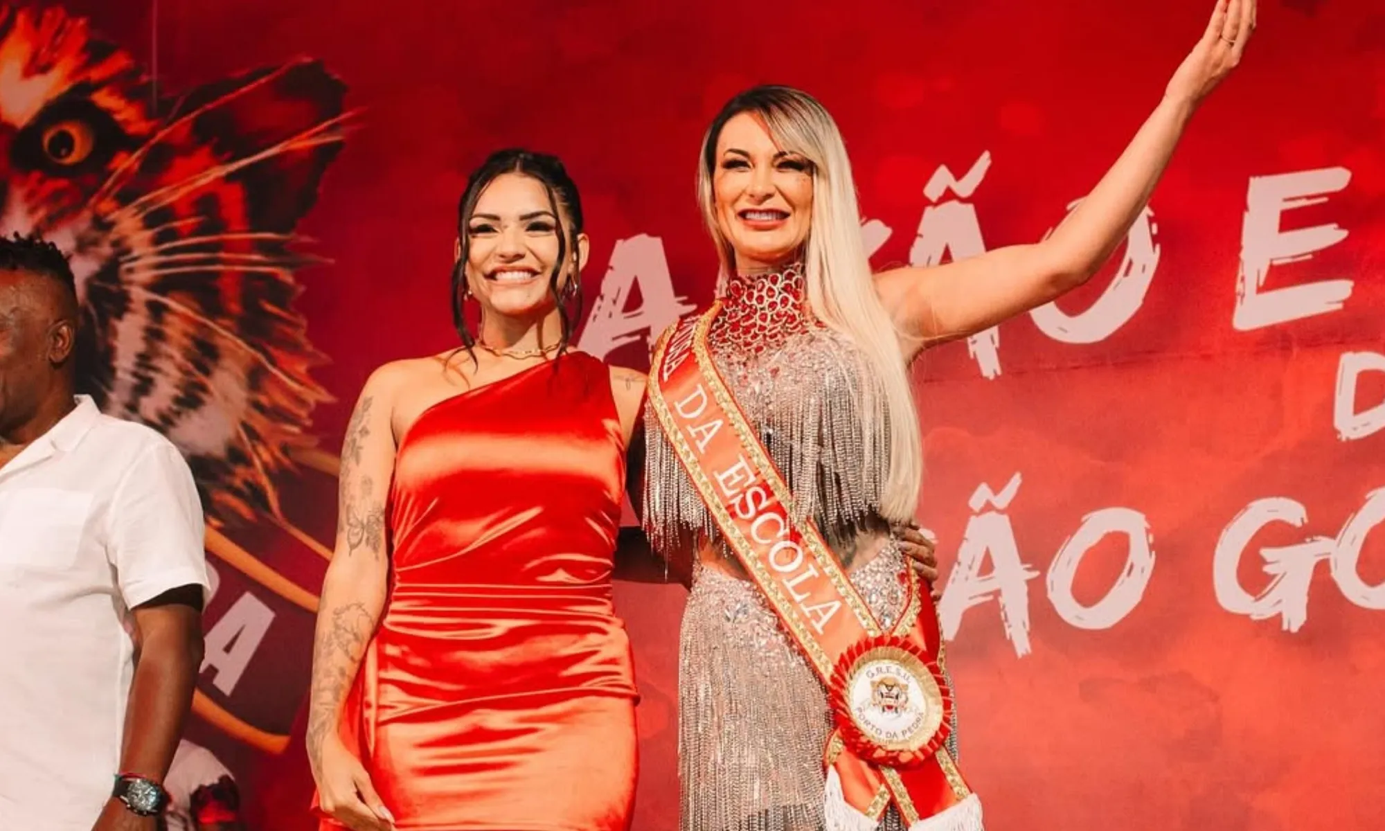 Enredo da escola fala  sobre profissionais do sexo