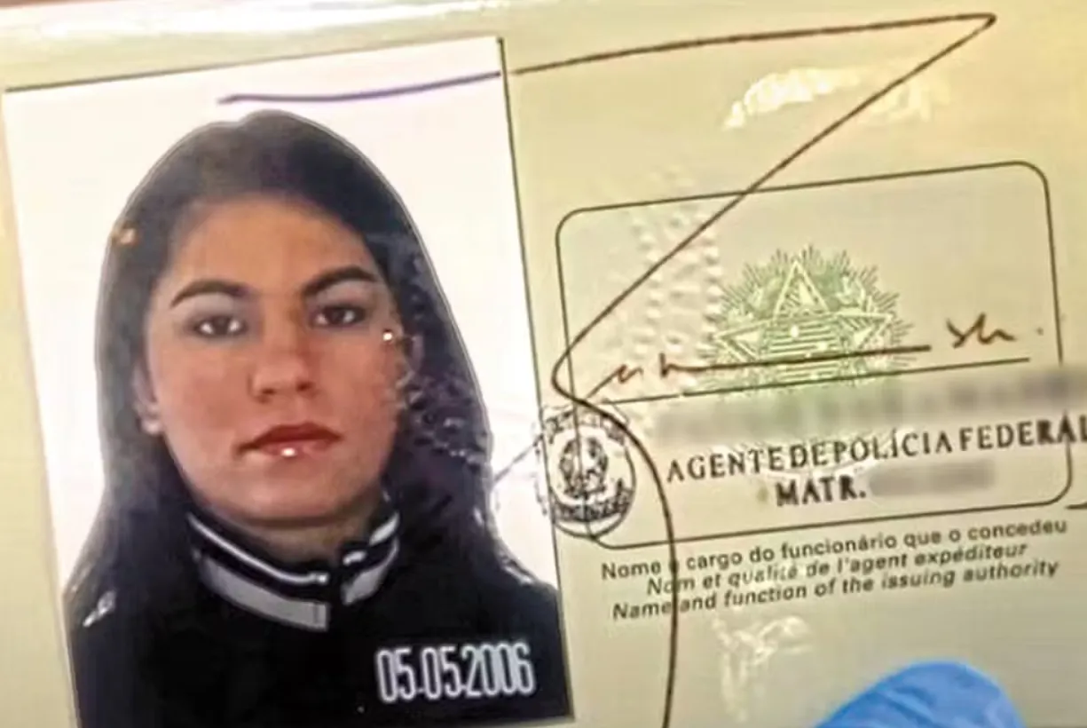 Suposto passaporte de Eliza Samudio é entregue as autoridades brasileiras
