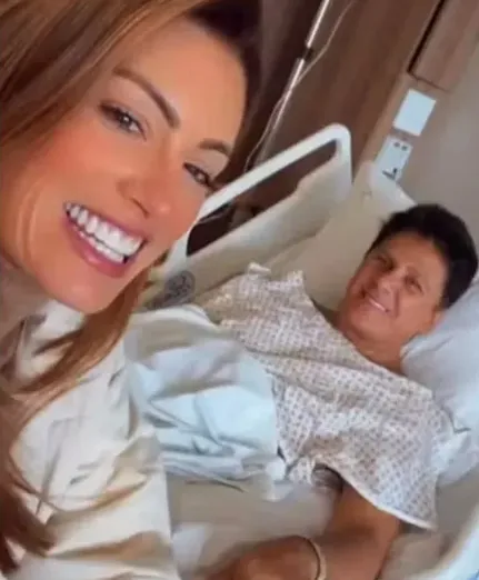 Apresentador César Filho com a esposa, a modelo Elaine Mickely