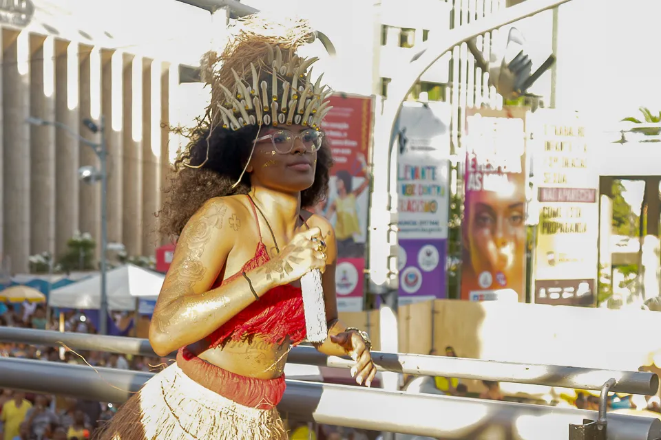 A Dama em ação no Carnaval 2025