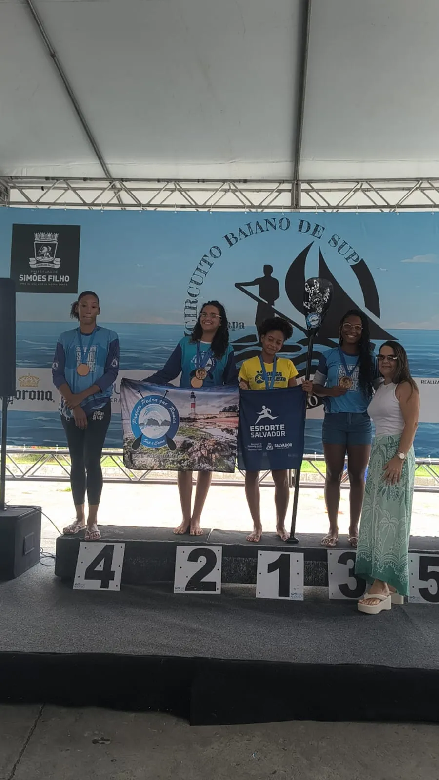 Amanda venceu todas as etapas do Circuito Baiano de SUP