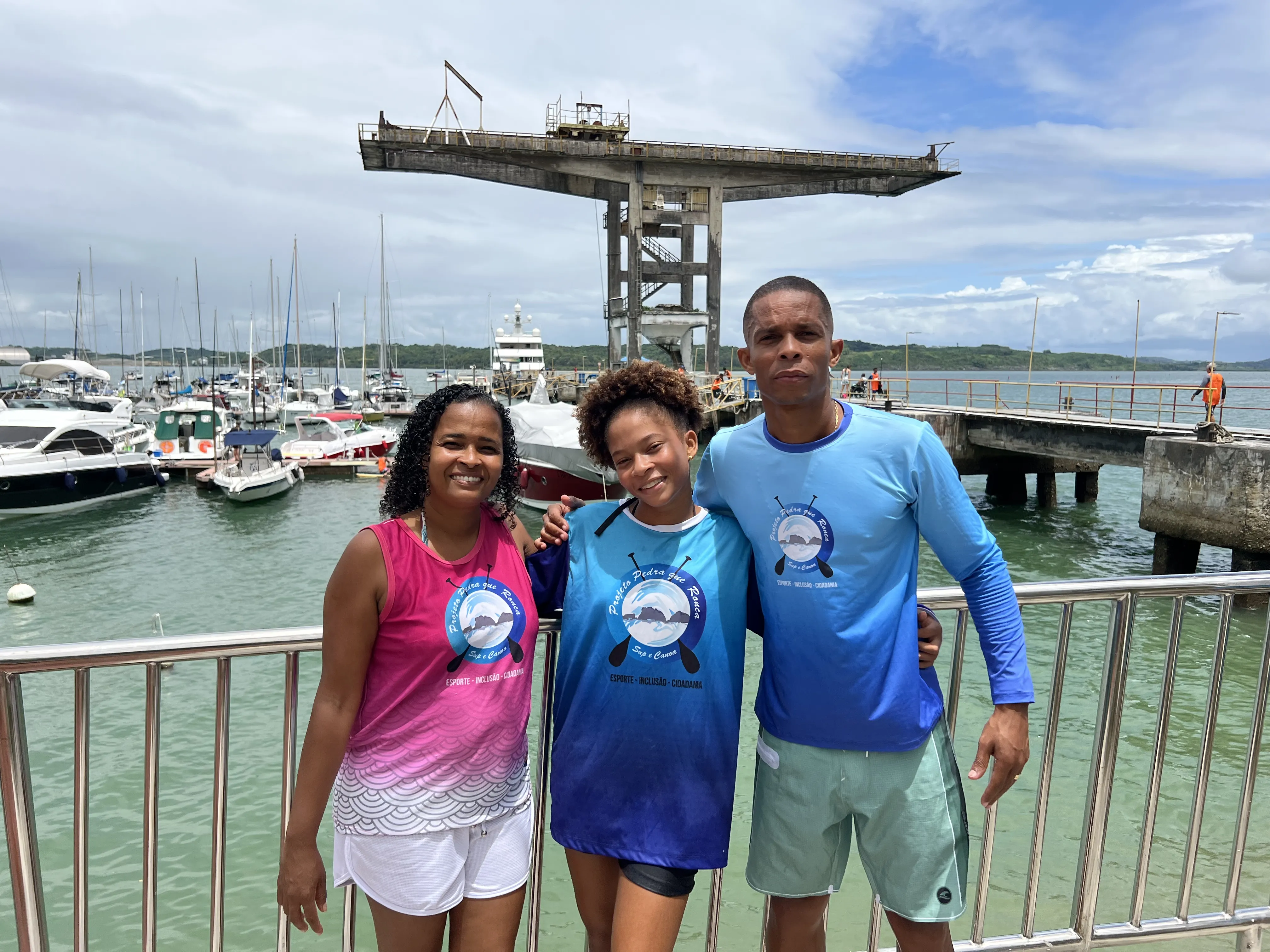 Amanda Lima e os pais na última etapa