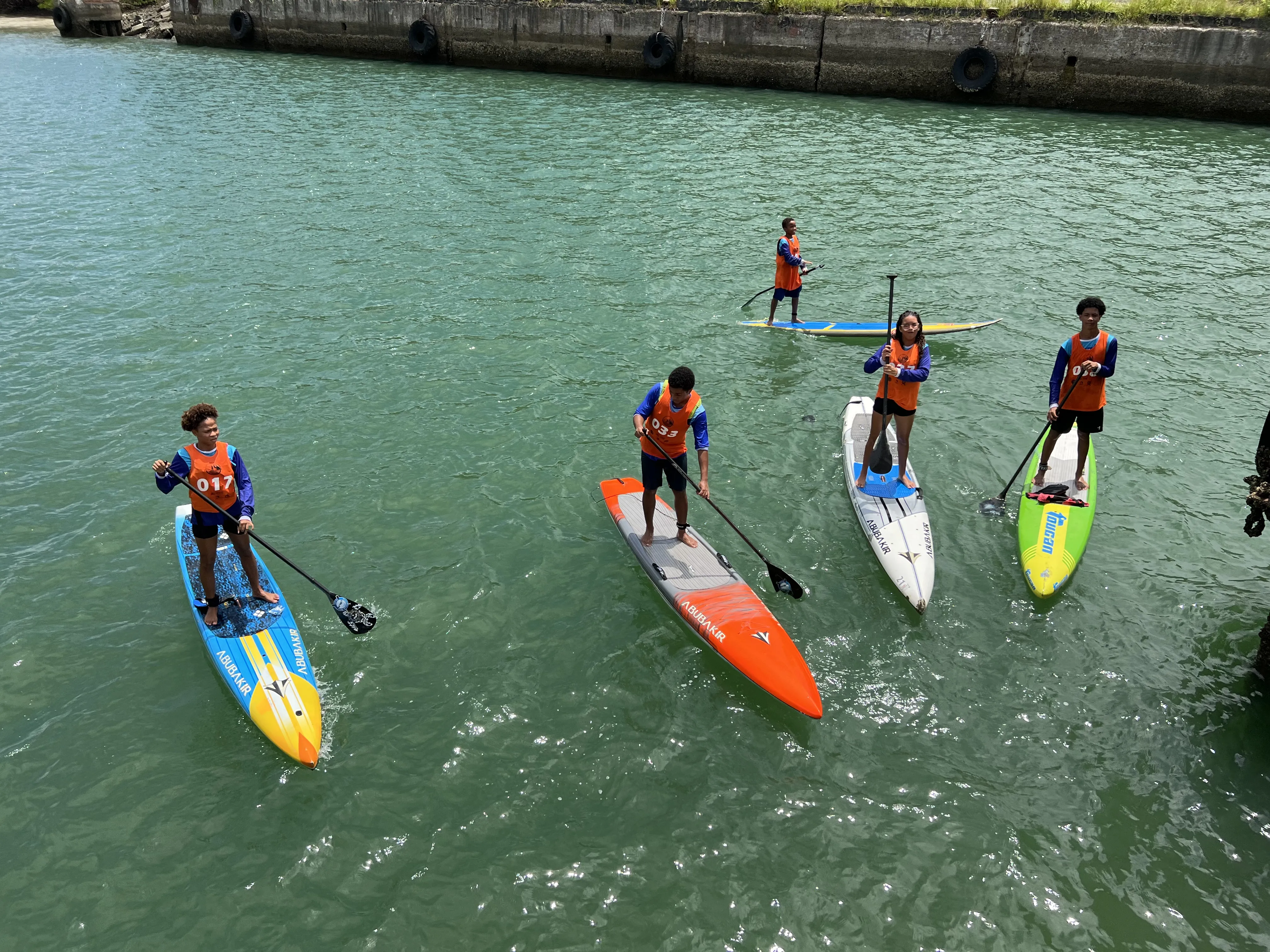 Atletas do projeto Pedra que Ronca