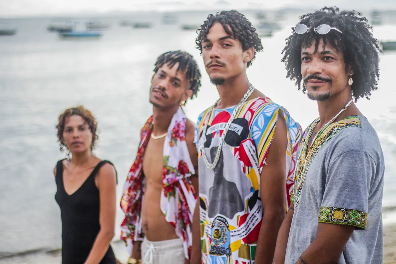 Imagem ilustrativa da imagem Banda Guias Cegos realiza show com samba, MPB, ijexá e trap