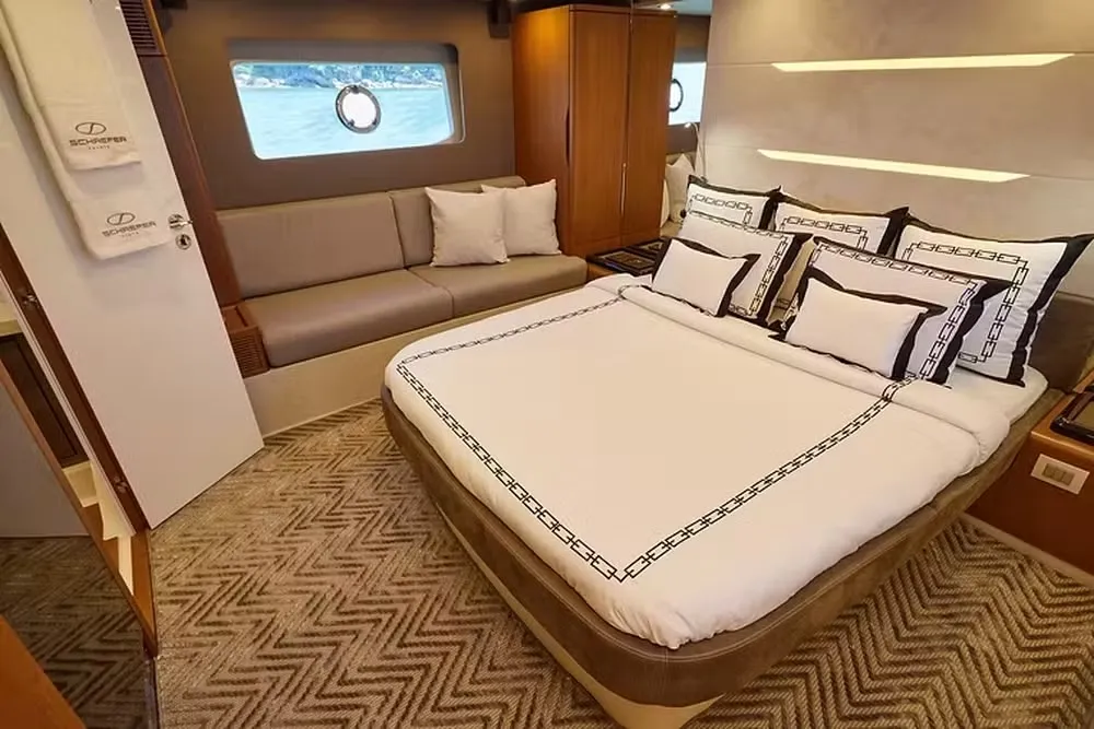 Imagem ilustrativa da imagem Bell Marques compra lancha 'porreta' de R$ 14 milhões; veja fotos