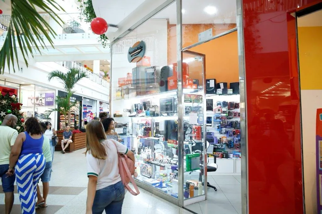 Imagem ilustrativa da imagem CDL Salvador lança campanha de Natal com carro e mais 15 prêmios