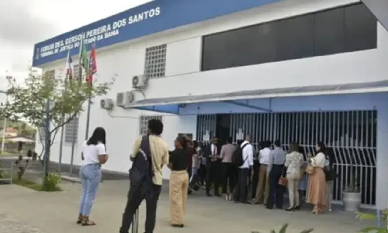 Seriam julgados  os três acusados pelo feminicídio da cantora gospel