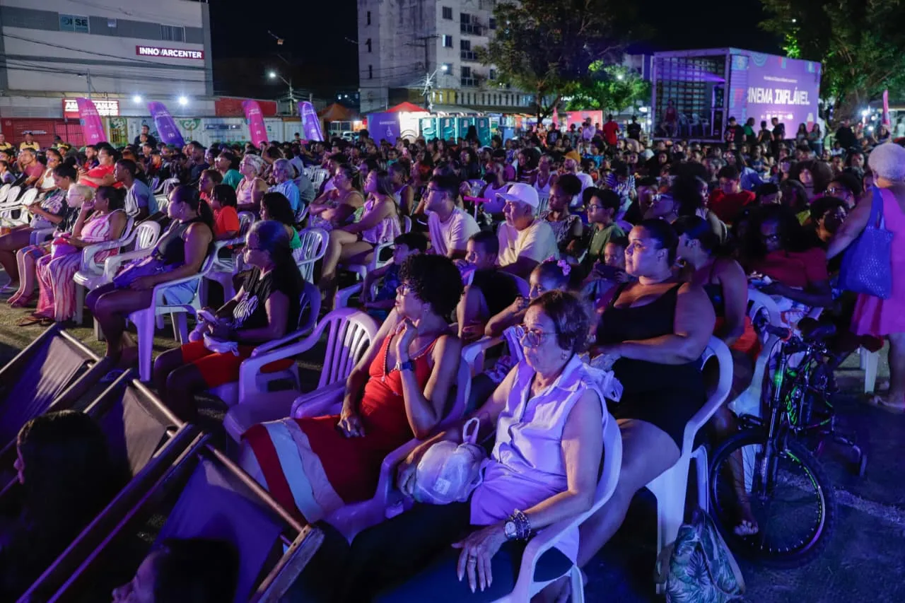 Imagem ilustrativa da imagem Cinema Inflável, de graça e com pipoca, chega a Periperi