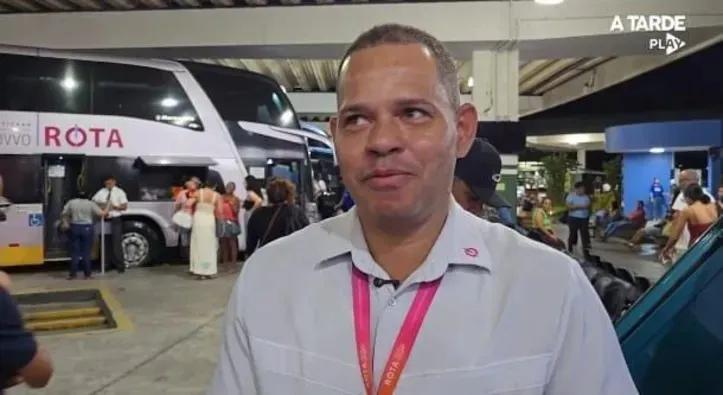 Adriano Di Uzeda, despachante da Rodoviária de Salvador