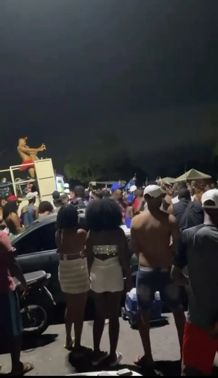 Barulho incomoda quem não participa da festa