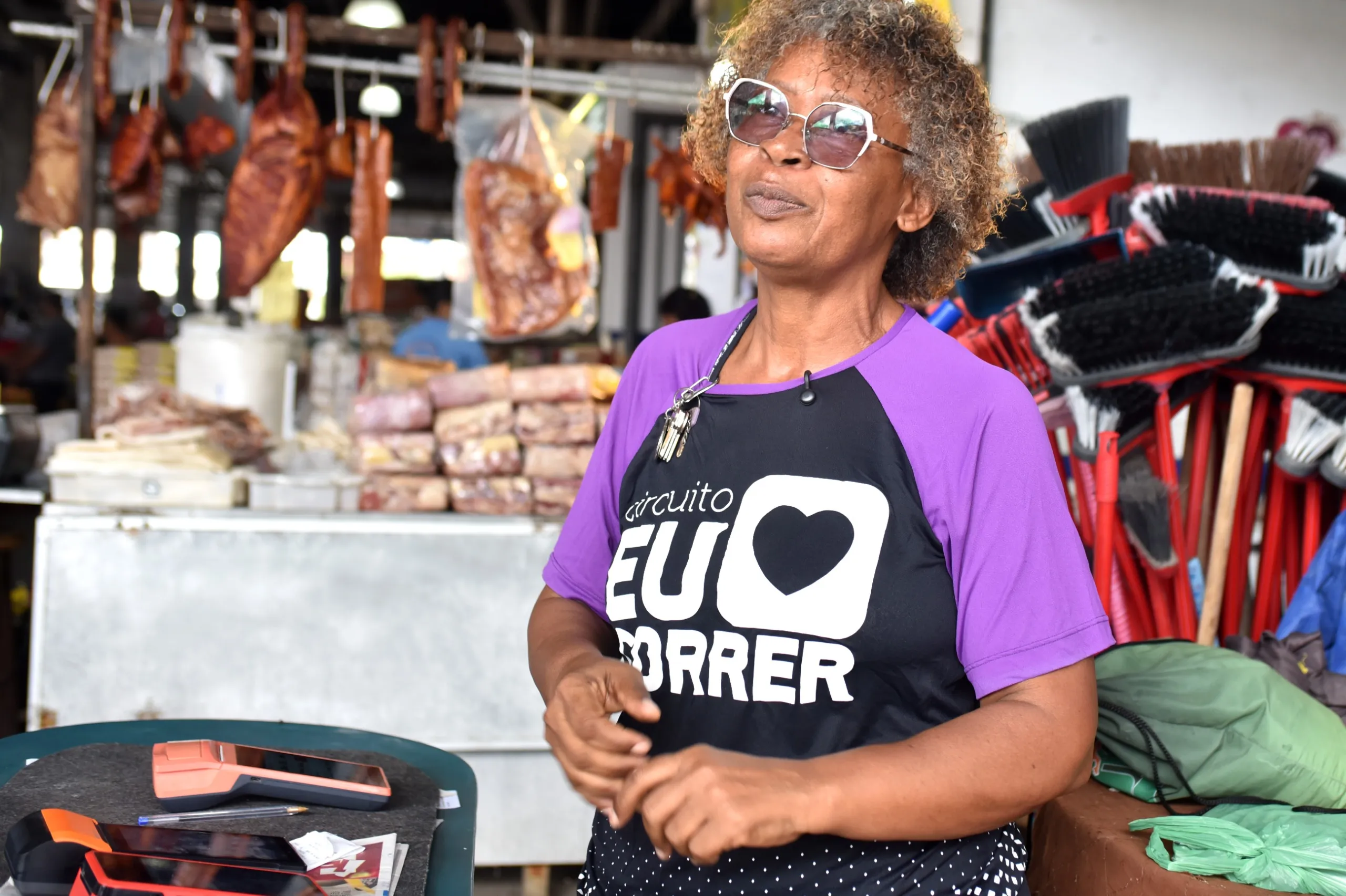 Izanildes é uma das moradoras e comerciantes mais antigas do bairro