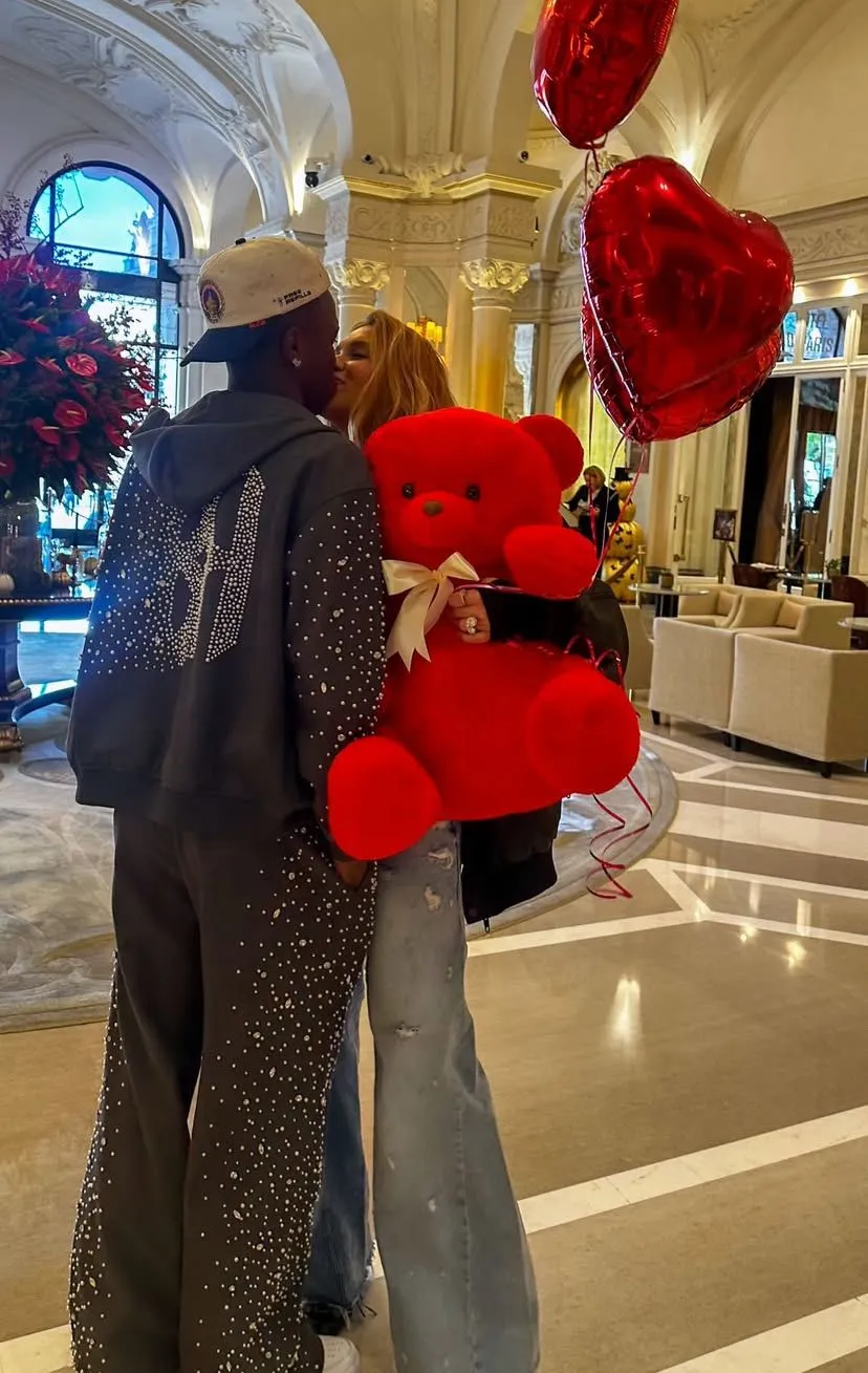 Imagem ilustrativa da imagem É oficial! Virginia e Vini Jr. assumem namoro