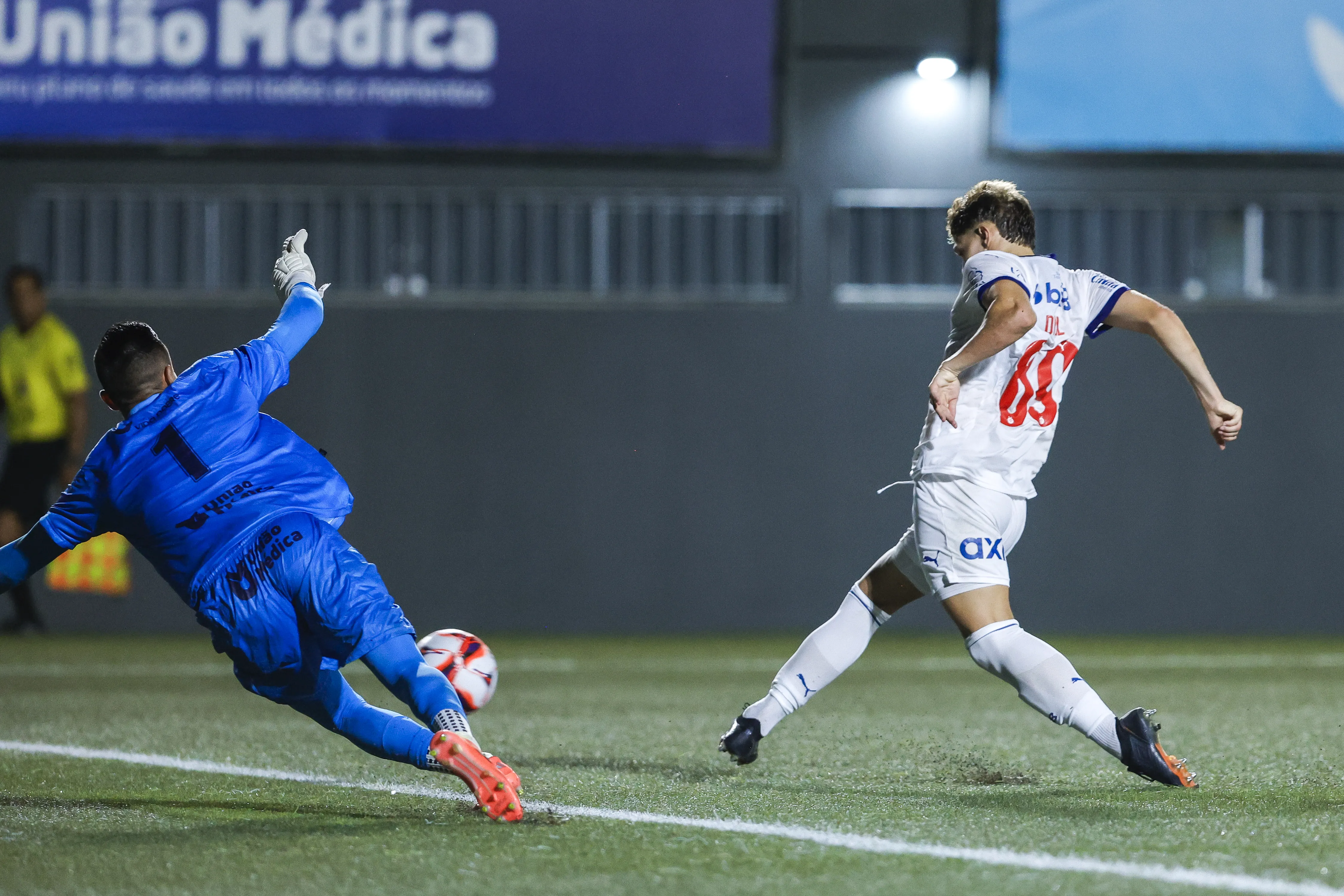 Dell foi participativo durante todo o jogo