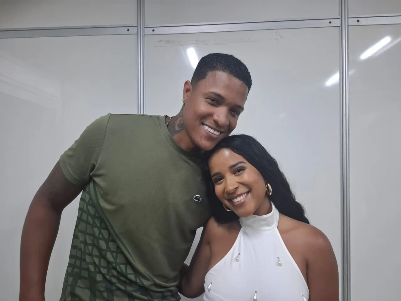 Erika Marques e Julio Cesar são influenciadores e empreendedores