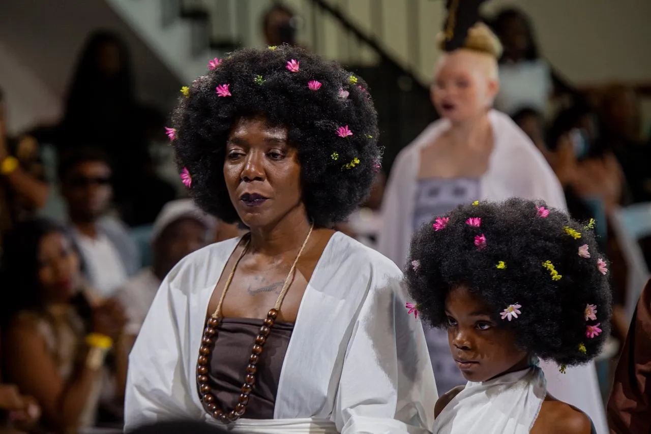 Imagem ilustrativa da imagem Evento de moda africana 'mete as caras' em Salvador; saiba tudo