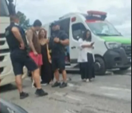 Momento em que Pedro é levado para a unidade médica