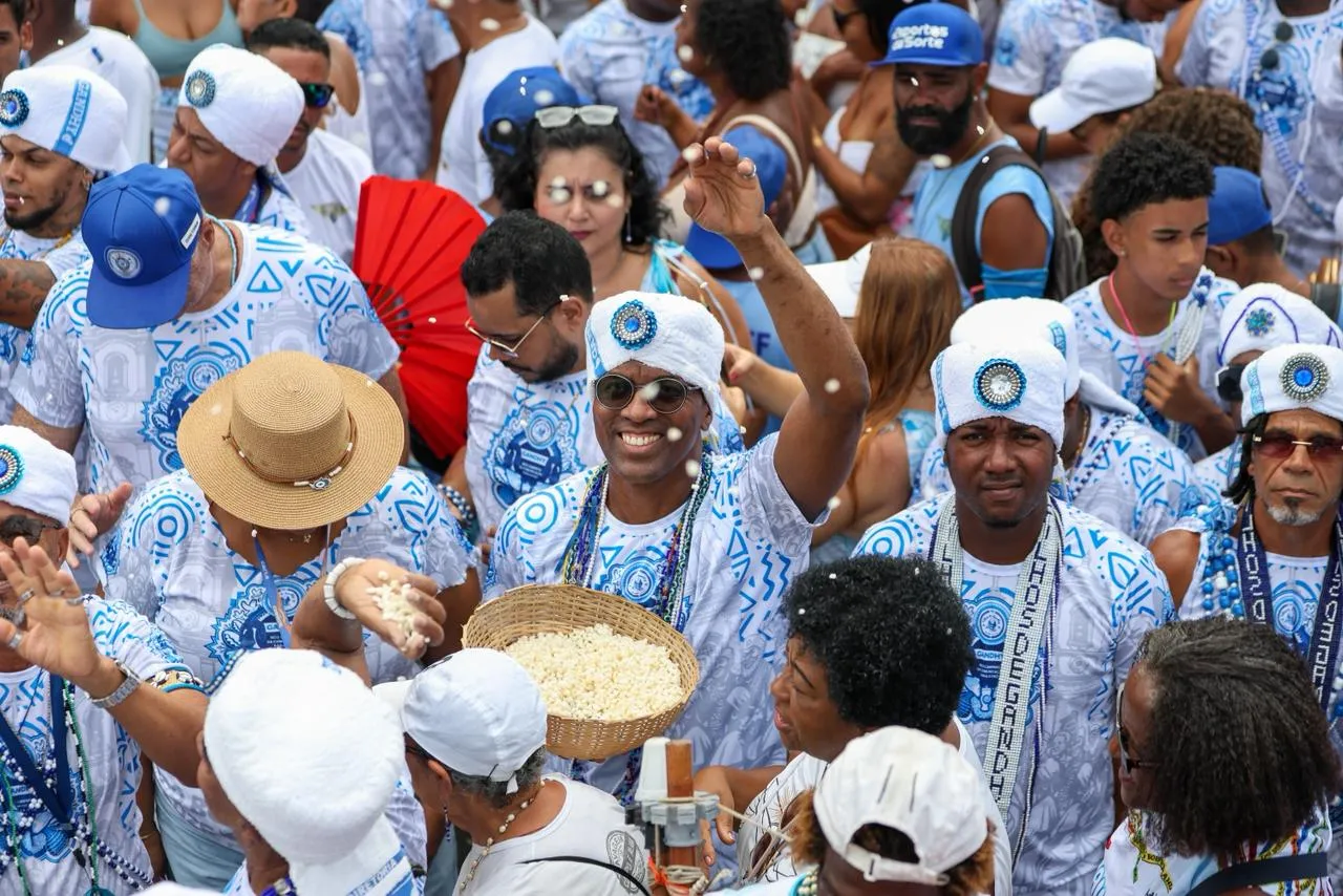 Imagem ilustrativa da imagem Fé toma conta de Salvador: veja registros da Lavagem do Bonfim