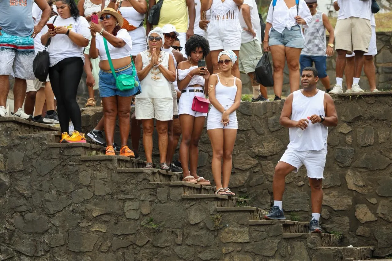 Imagem ilustrativa da imagem Fé toma conta de Salvador: veja registros da Lavagem do Bonfim