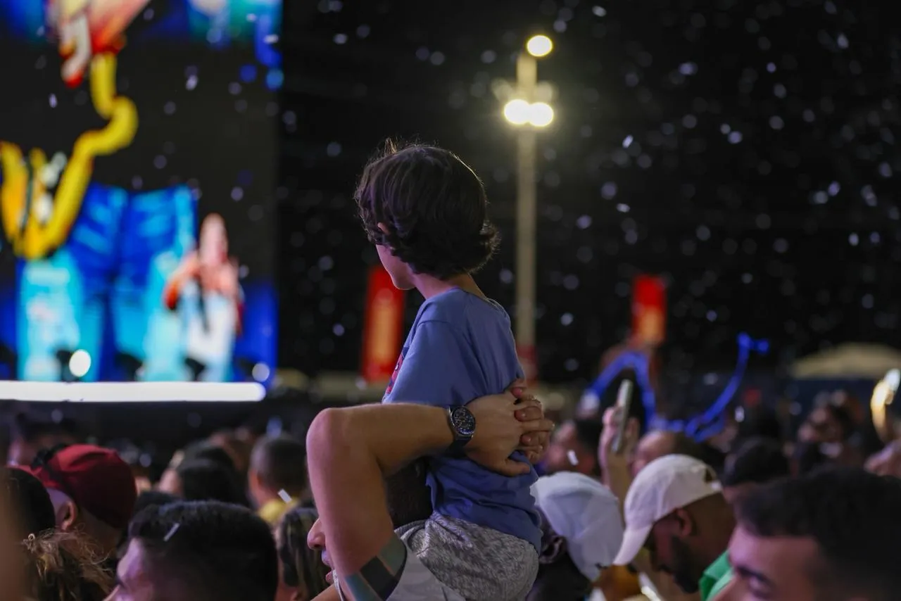 Pessoas de todas as idades 'brotam' no evento