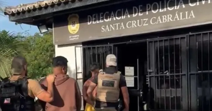 Filhos de vereadora são presos