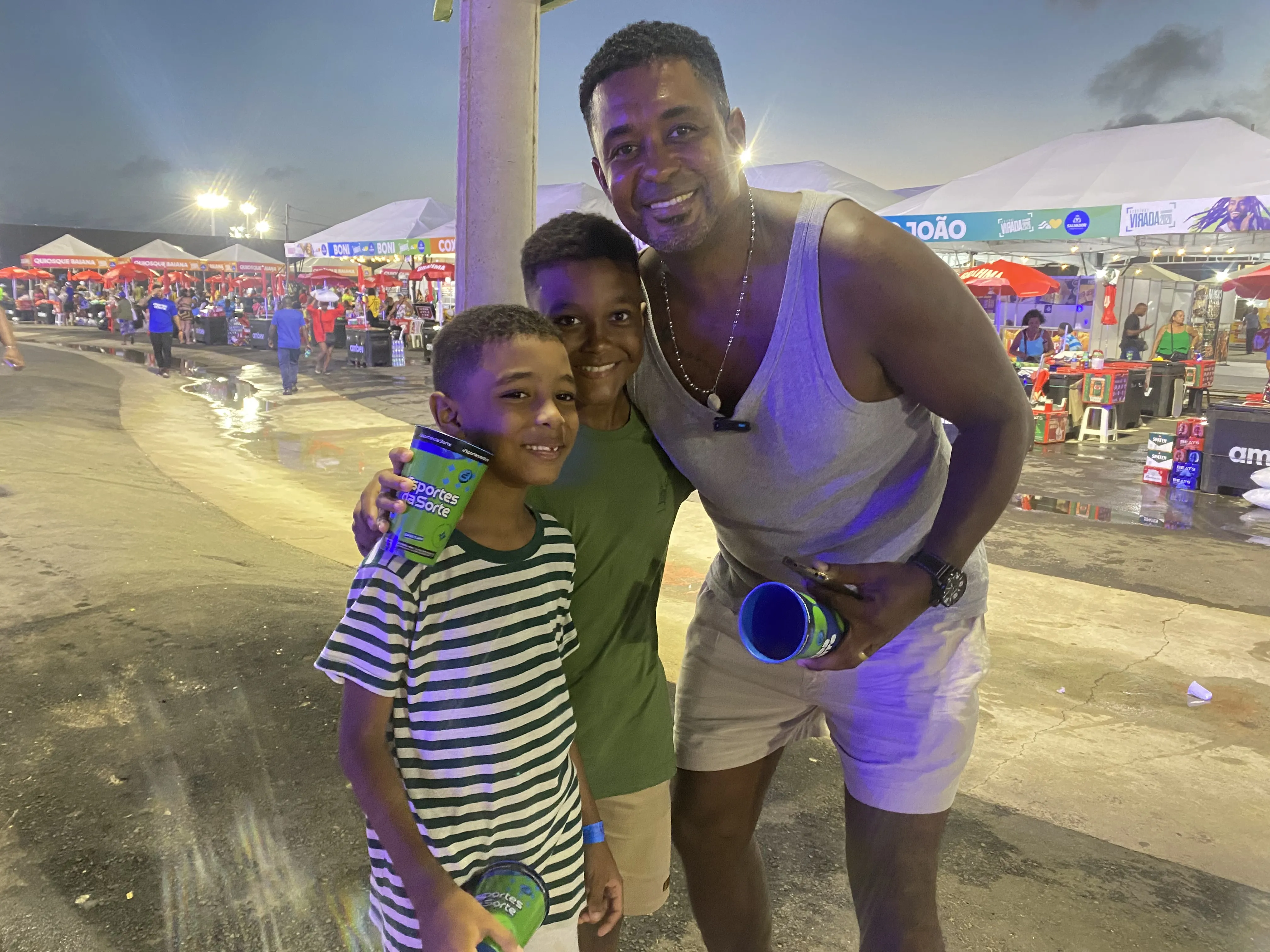 Luiz Carlos e os filhos