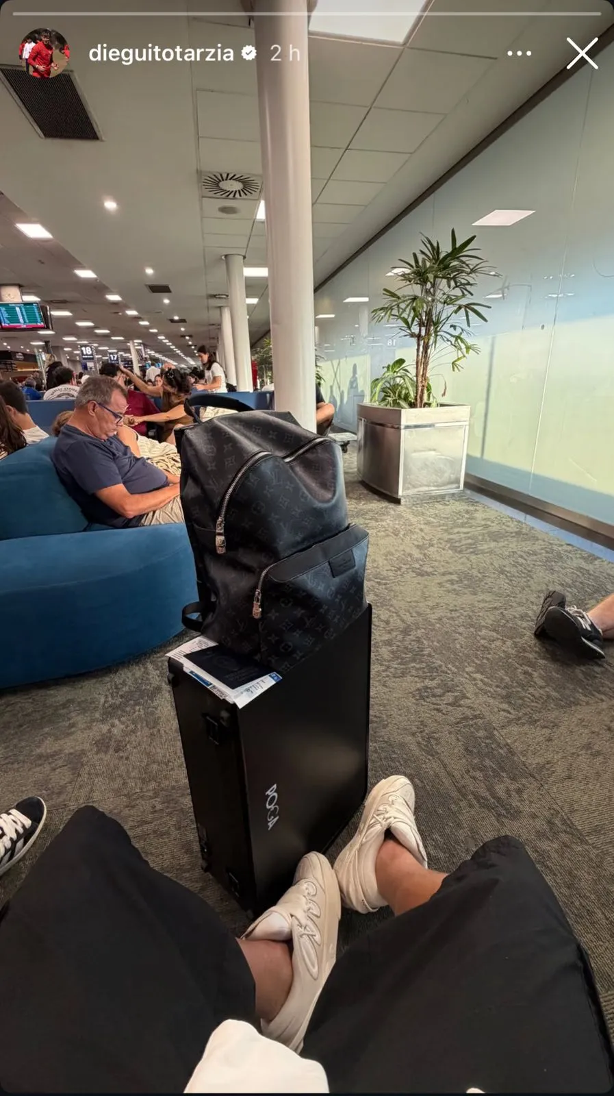 Story postado por Tarzia