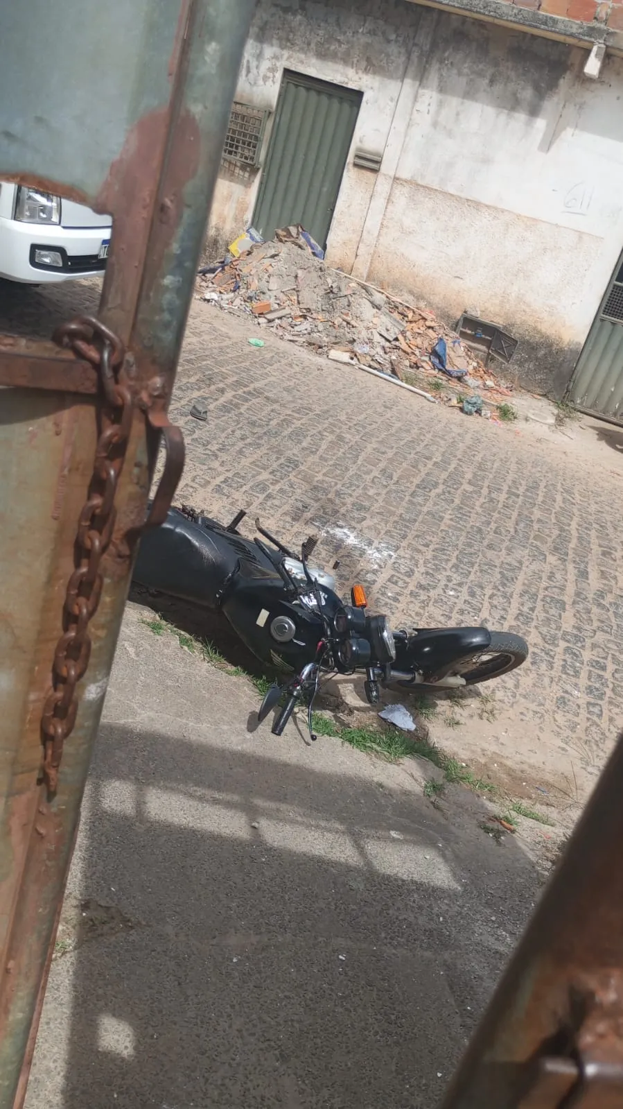 Moto encontrada na cena do crime