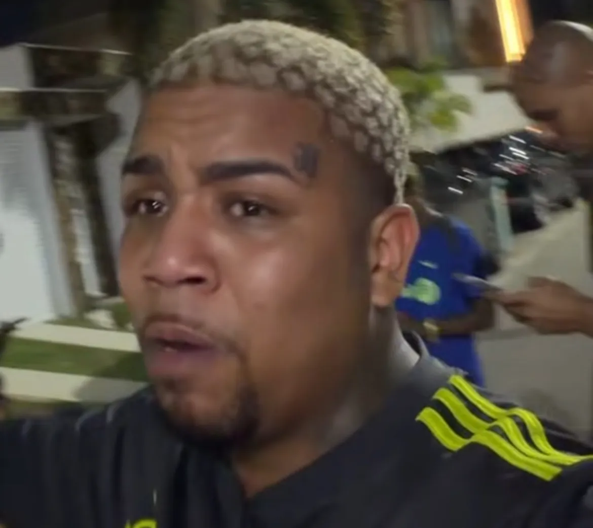 Borges gravou tudo nos stories