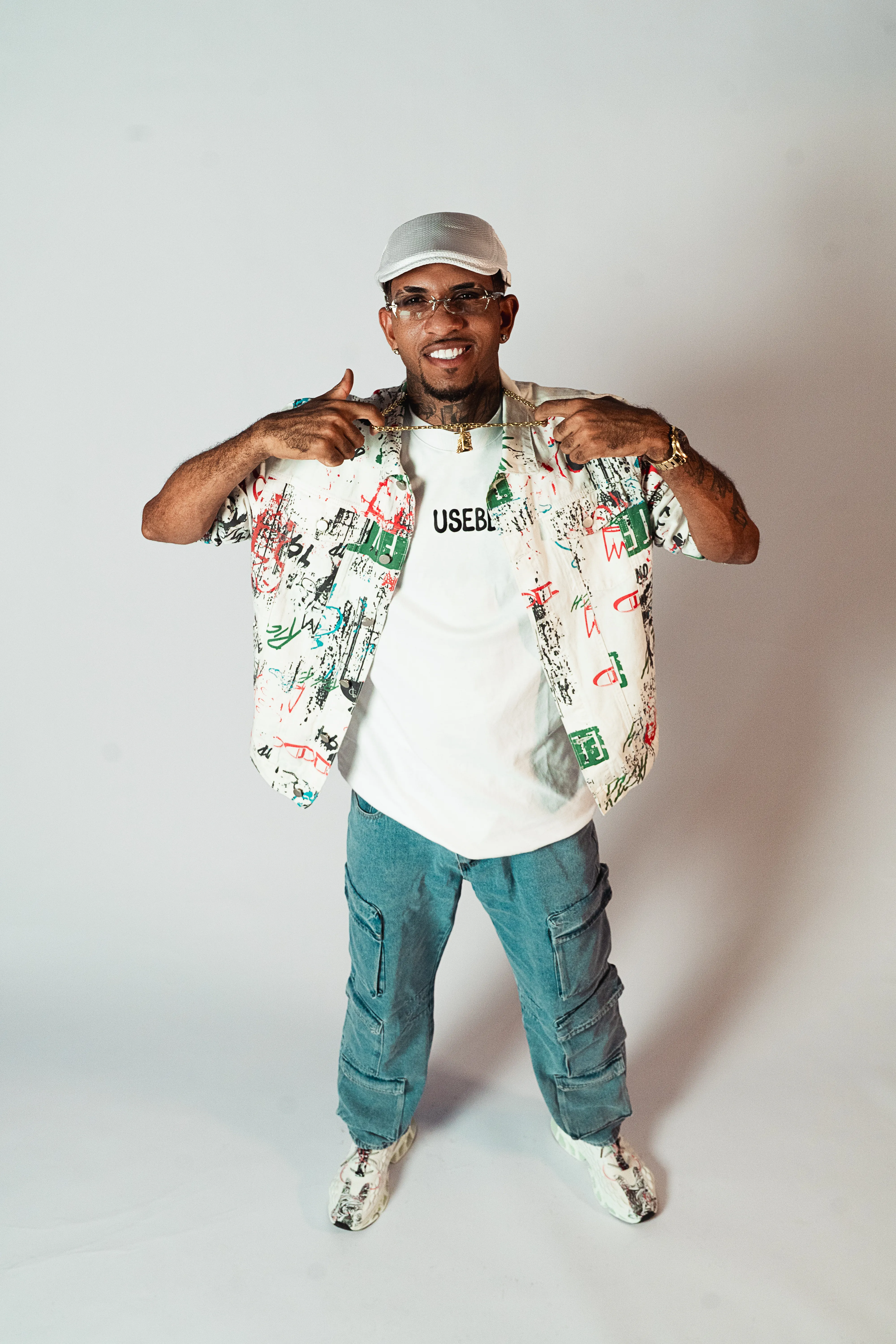 Eskine também foi reconhecido pela indústria por seu ano de sucessos