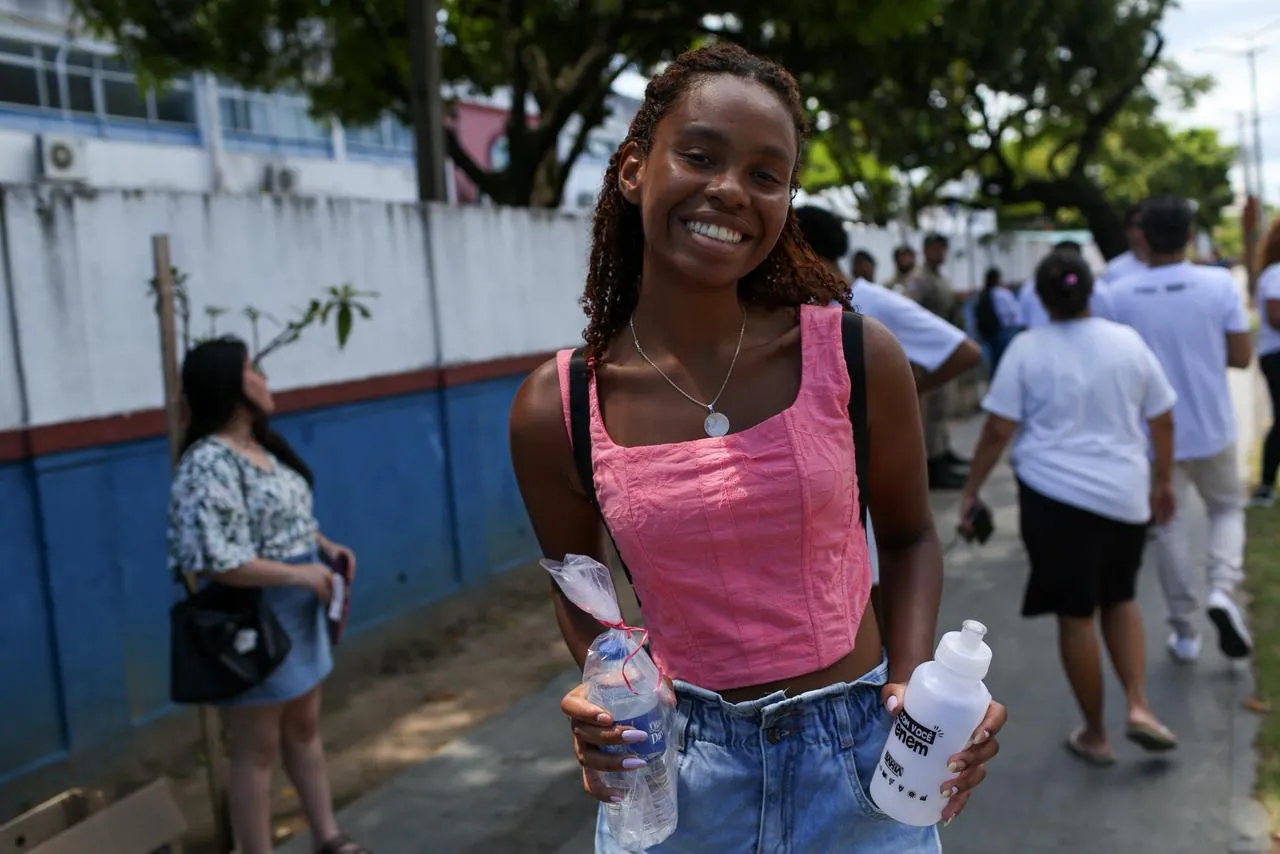 Nathalia Souza, 17 anos