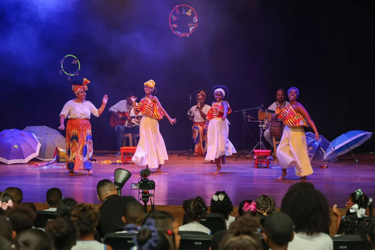 Imagem ilustrativa da imagem Julho das Pretinhas fecha atividades com chave de ouro em Salvador