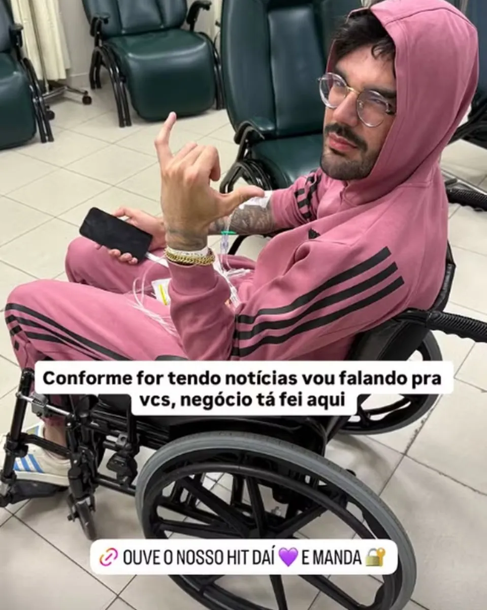 Imagem ilustrativa da imagem Luan Pereira dá entrada em hospital às pressas: "Maior dor da vida"