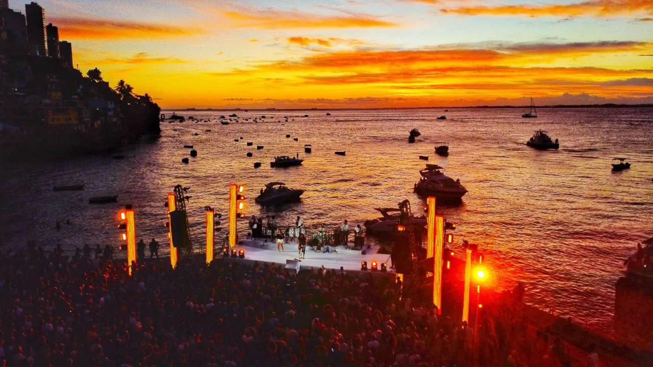 Luiz Caldas em show no MAM