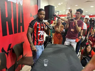Jogador se declarou ao Vitória
