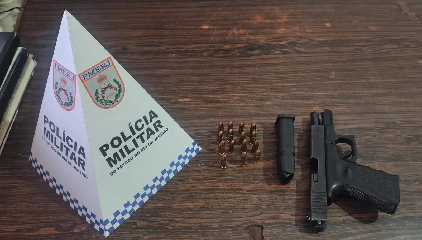 Material apreendido com Tiba