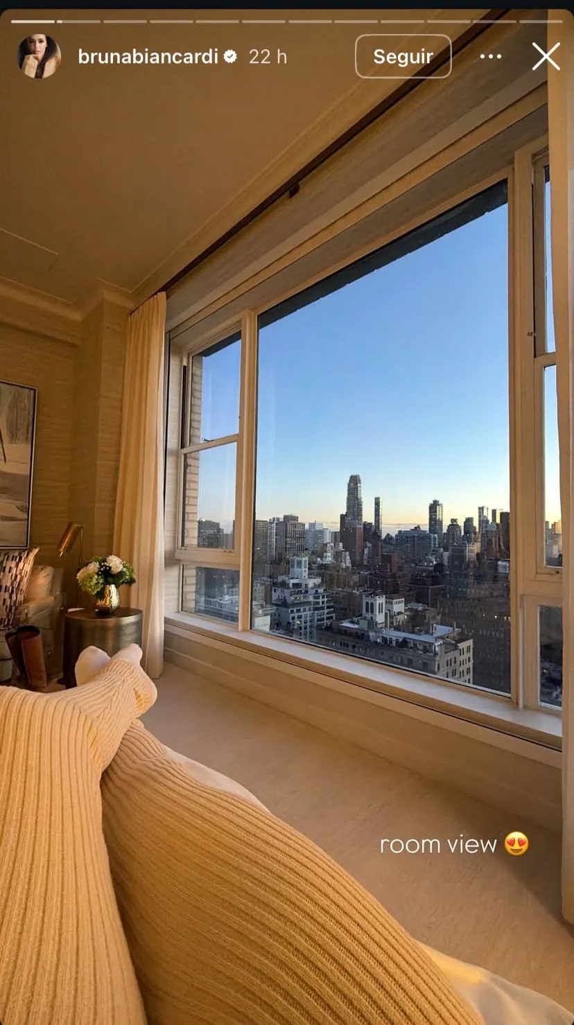 Bruna através do Instagram